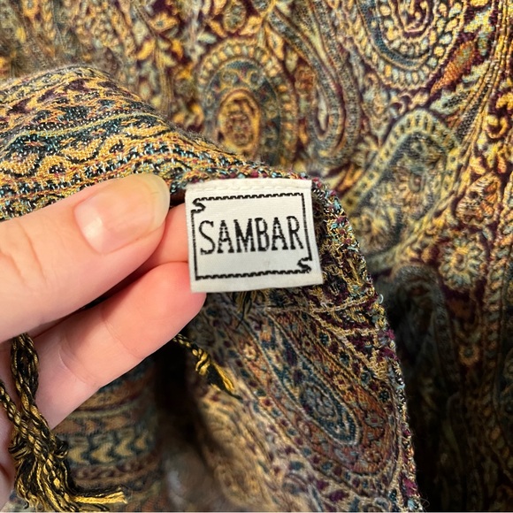 Sambar | Paisley Scarf - Picture 9 of 10